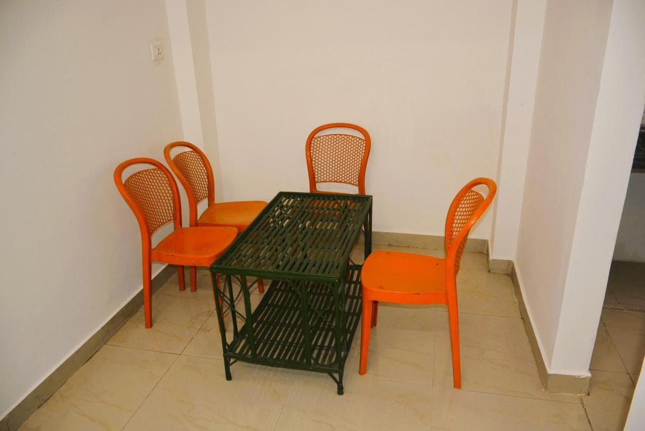 Blue Beds Homestay, Exotic 2Bhk Ac House จาบัลปูร์ ภายนอก รูปภาพ