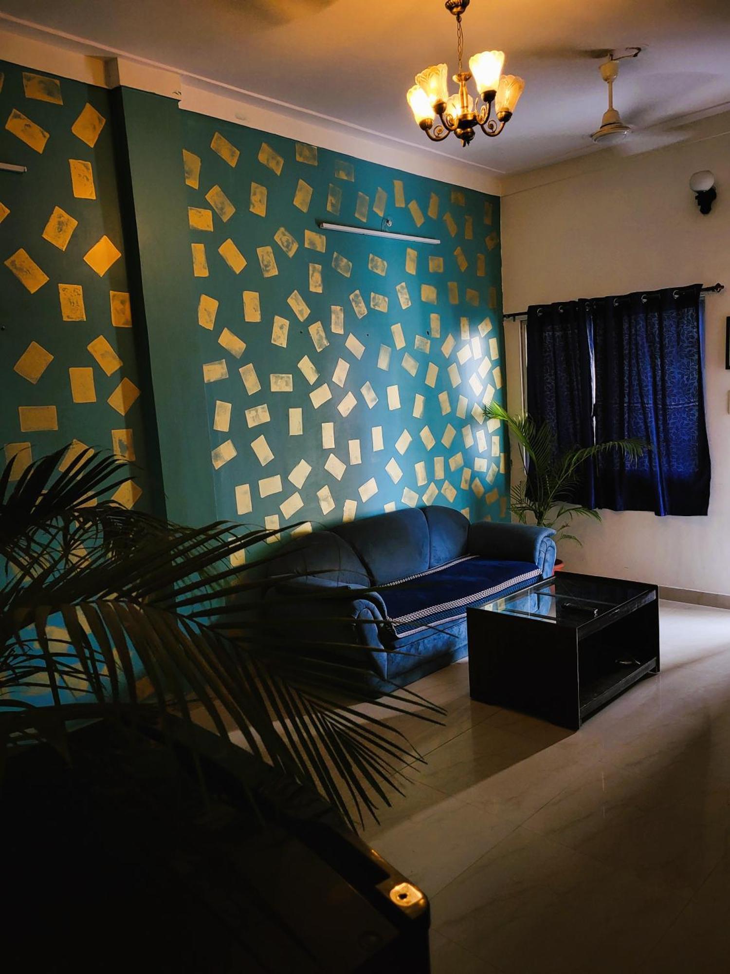 Blue Beds Homestay, Exotic 2Bhk Ac House จาบัลปูร์ ภายนอก รูปภาพ