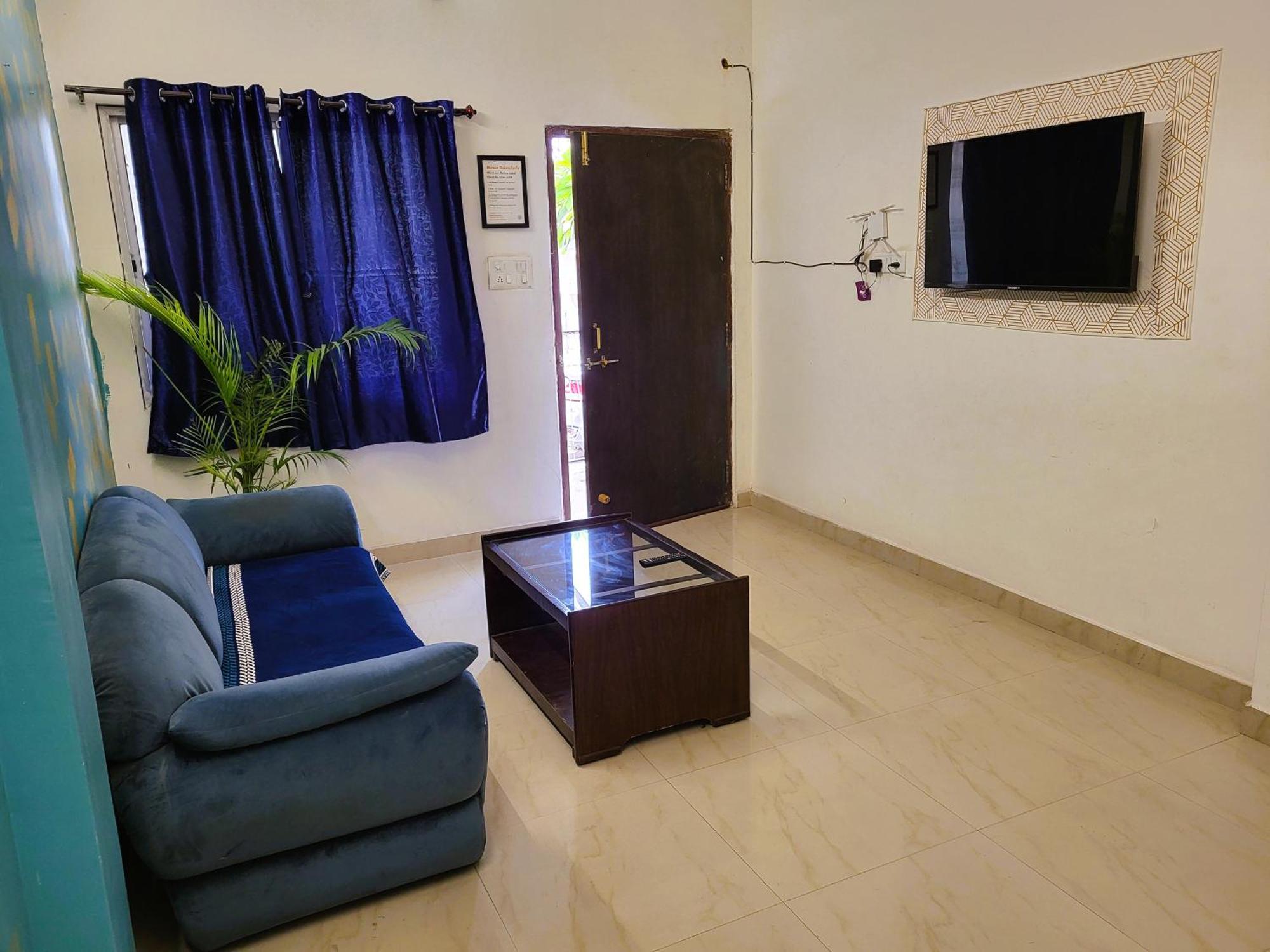 Blue Beds Homestay, Exotic 2Bhk Ac House จาบัลปูร์ ภายนอก รูปภาพ