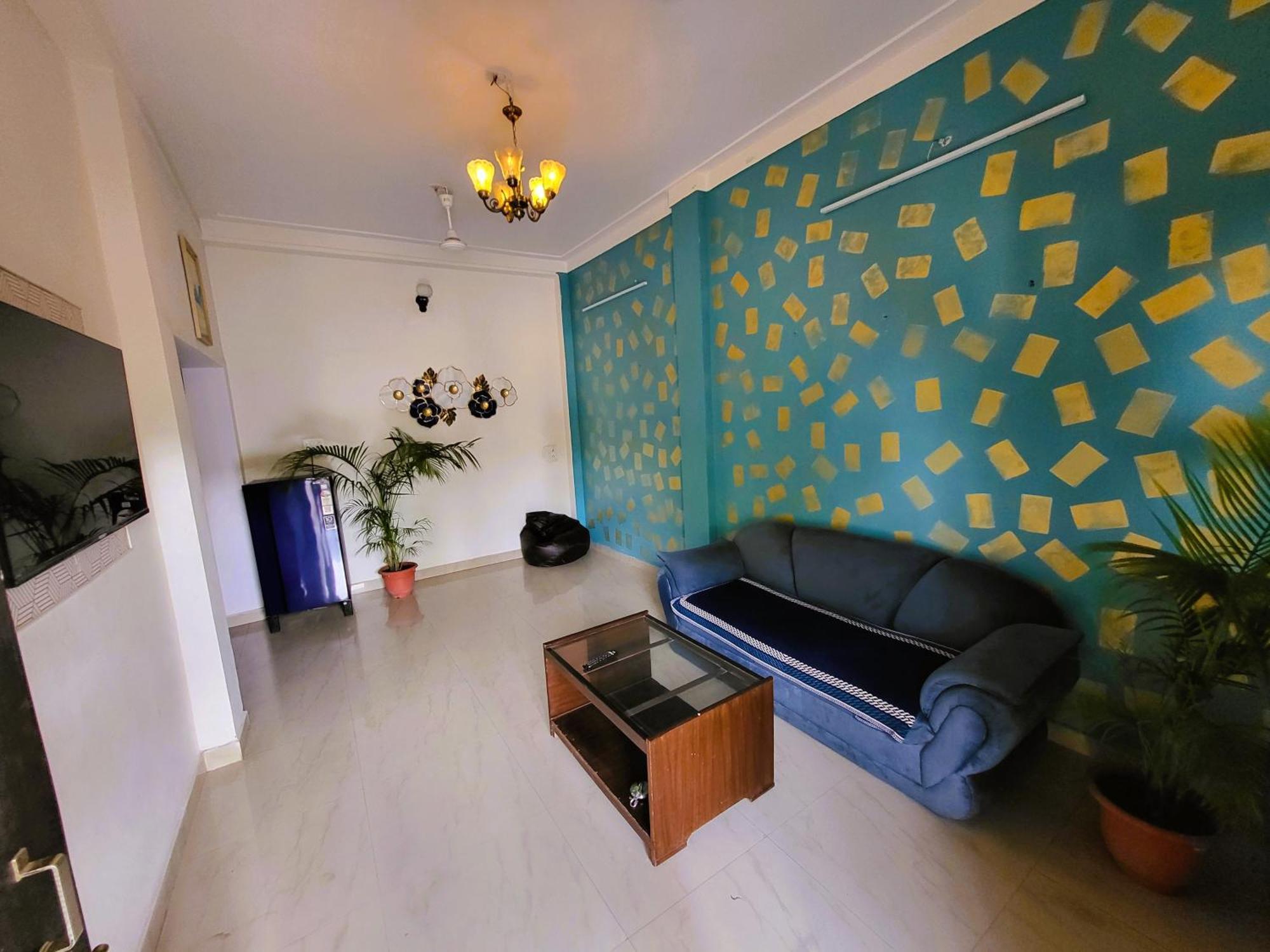 Blue Beds Homestay, Exotic 2Bhk Ac House จาบัลปูร์ ภายนอก รูปภาพ